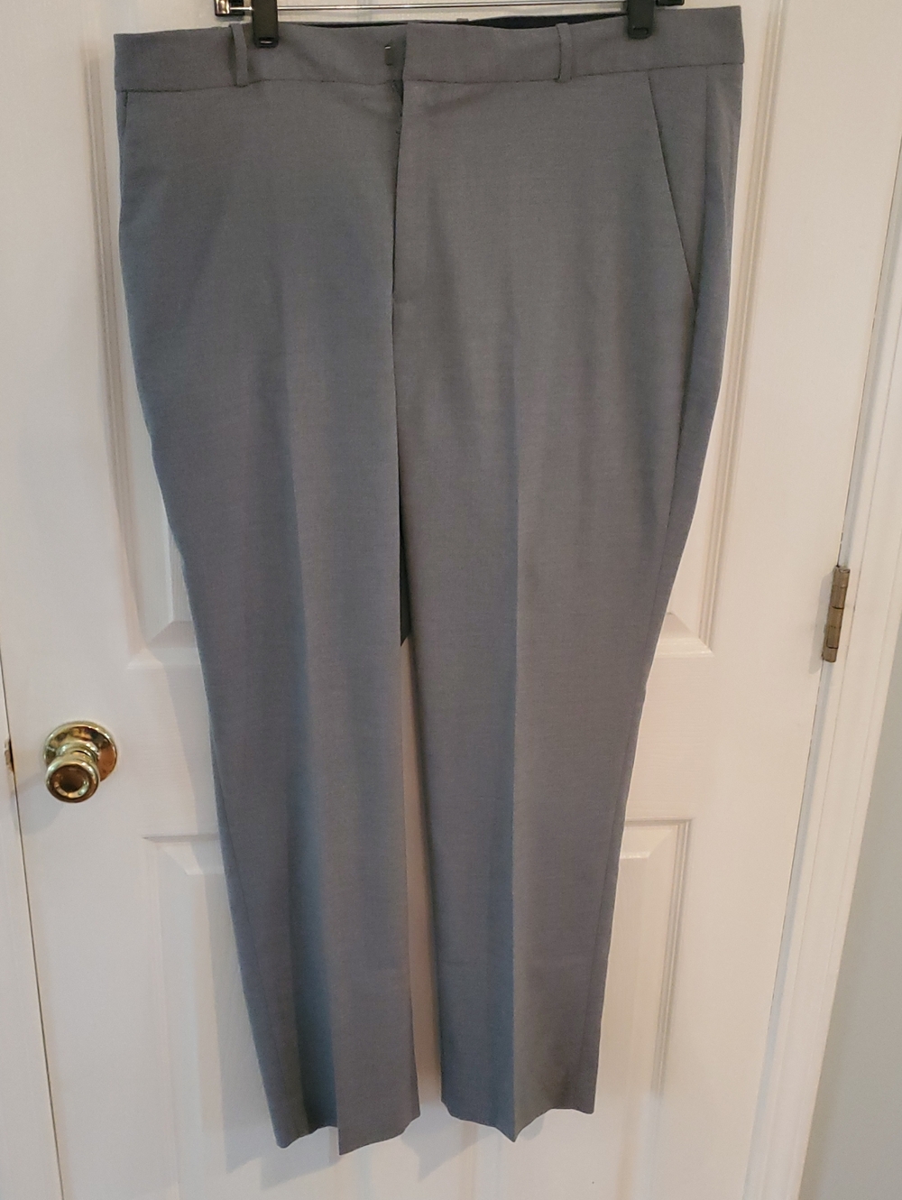 Banana Republic Women's Light Gray Straight-Leg Trousers